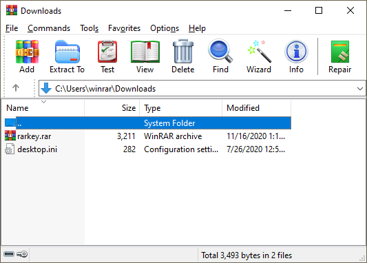 WinRAR Windows 主窗口，显示压缩包列表与工具栏